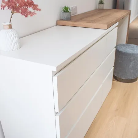 شقة Stylish 2 Bed 2 Bath In St Julians *