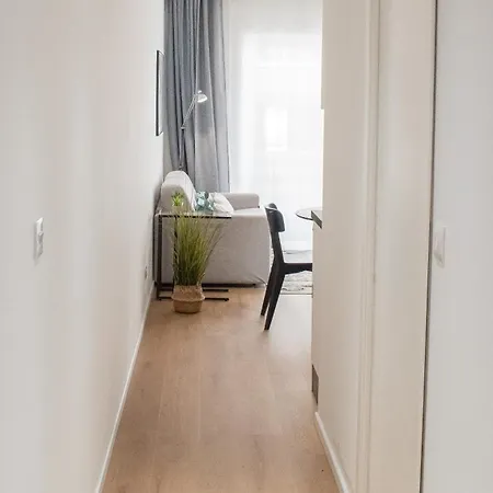 Stylish 2 Bed 2 Bath In St Julians